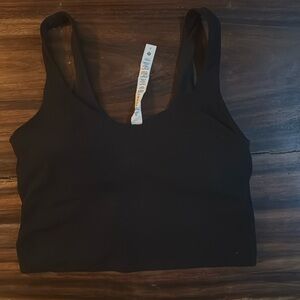 Black Lululemon crop top